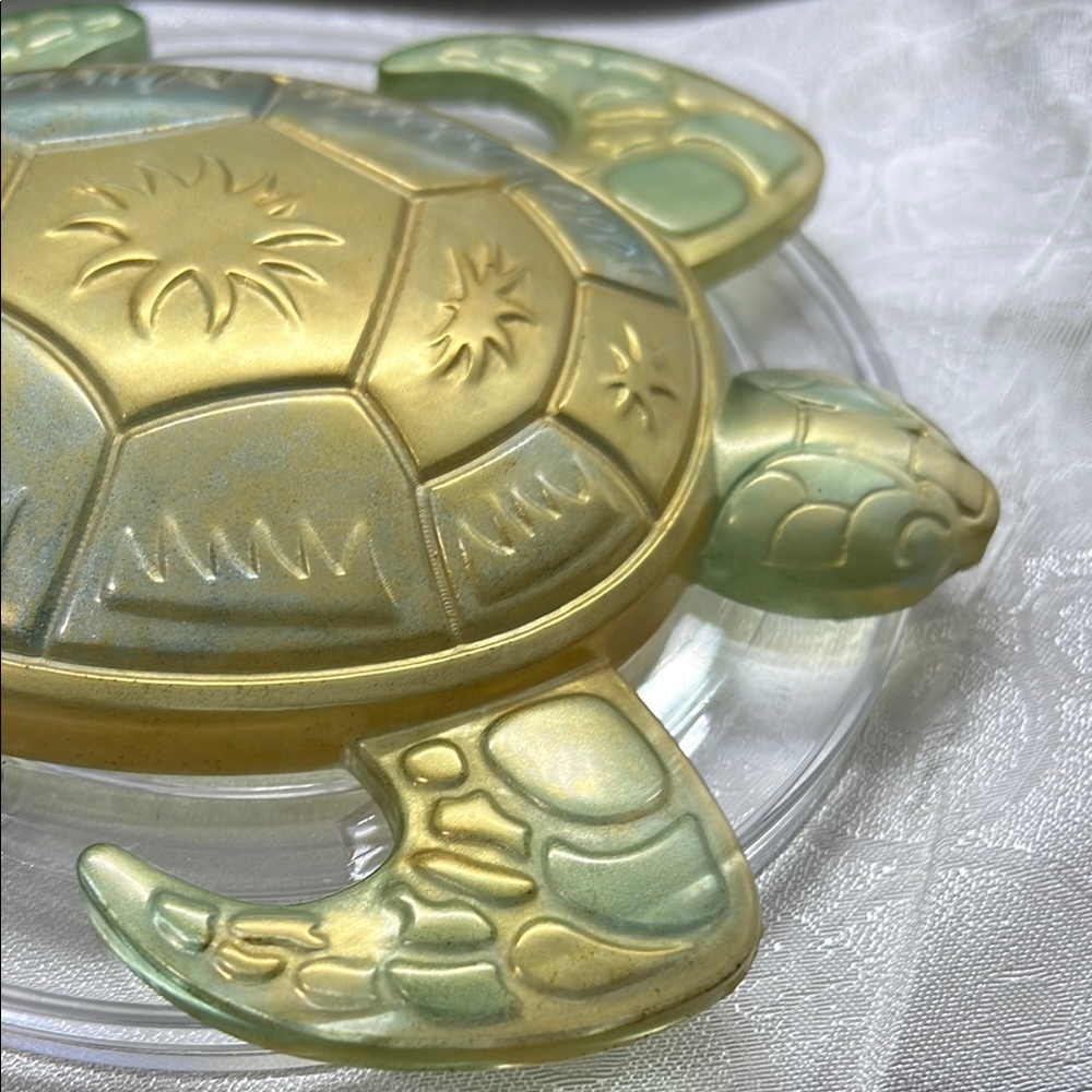 Unique Resin Turtle - Gold and Green - Picture 3 of 10